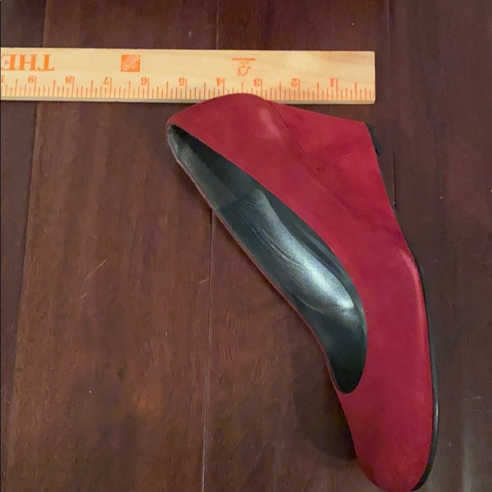 Stuart Weitzman Luna Wedge - Picture 3 of 7